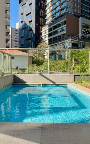 Apartamento à venda com 149m², 3 quartos e 2 vagas Apartamento à venda com 149m², 3 quartos e 2 vagasPiscina