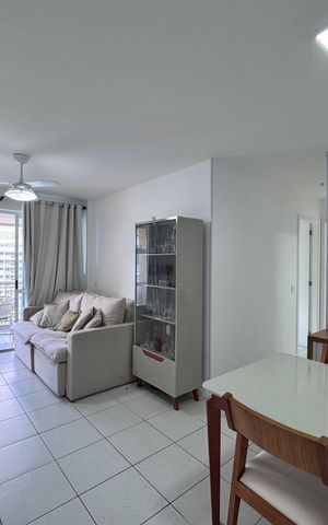 Apartamento à venda com 70m², 2 quartos e 1 vaga Apartamento à venda com 70m², 2 quartos e 1 vagaSala