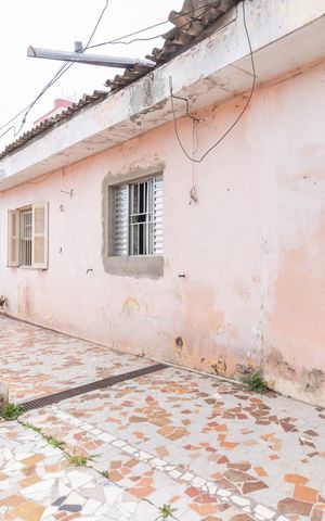 Casa à venda com 324m², 7 quartos e sem vagaQuintal
