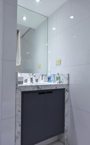 Apartamento para alugar com 228m², 3 quartos e 4 vagasBanheiro 2 da Suíte  3