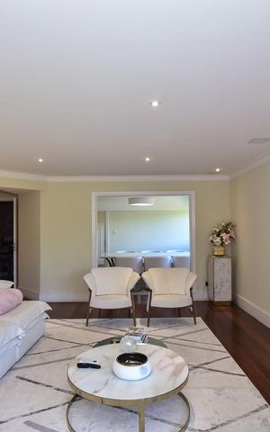 Apartamento para alugar com 228m², 3 quartos e 4 vagasSala