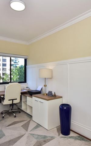 Apartamento para alugar com 228m², 3 quartos e 4 vagasEscritório