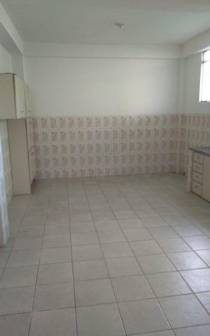 Casa à venda com 360m², 8 quartos e 2 vagas
