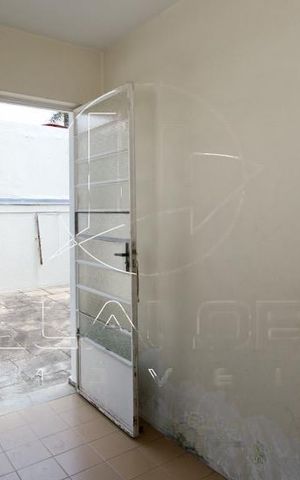 Casa à venda com 250m², 2 quartos e 8 vagas