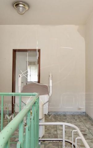 Casa à venda com 250m², 2 quartos e 8 vagas