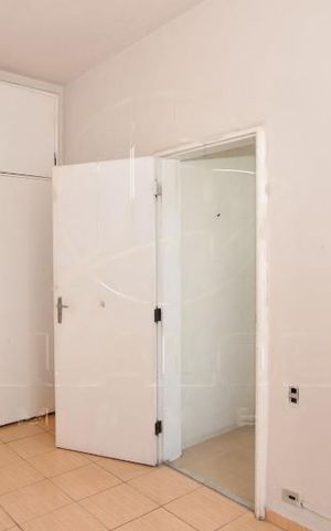 Casa à venda com 250m², 2 quartos e 8 vagas