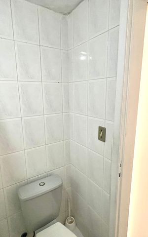Apartamento à venda com 58m², 3 quartos e 1 vaga Apartamento à venda com 58m², 3 quartos e 1 vagaBanheiro