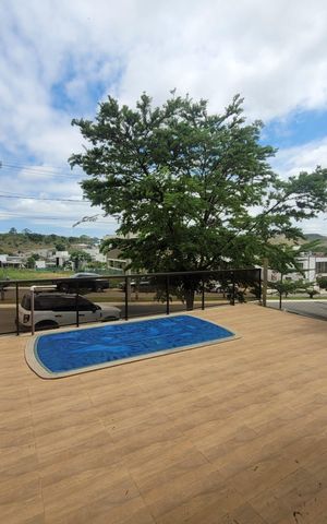 Casa de condomínio à venda com 247m², 4 quartos e 3 vagas