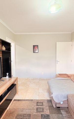 Casa à venda com 200m², 3 quartos e 2 vagasSala