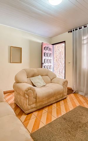 Casa à venda com 223m², 1 quarto e 2 vagas Casa à venda com 223m², 1 quarto e 2 vagasSala