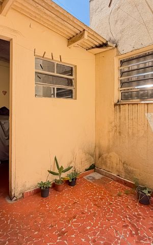 Casa à venda com 223m², 1 quarto e 2 vagas Casa à venda com 223m², 1 quarto e 2 vagasÁrea Externa