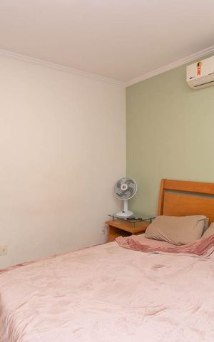 Casa à venda com 200m², 4 quartos e 5 vagas Casa à venda com 200m², 4 quartos e 5 vagasQuarto Suíte
