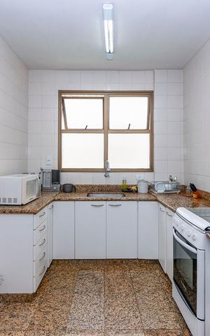 Apartamento à venda com 97m², 3 quartos e 2 vagas Apartamento à venda com 97m², 3 quartos e 2 vagasCozinha