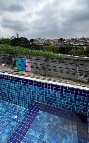 Casa à venda com 225m², 3 quartos e 4 vagas Casa à venda com 225m², 3 quartos e 4 vagasÁrea comum - Piscina
