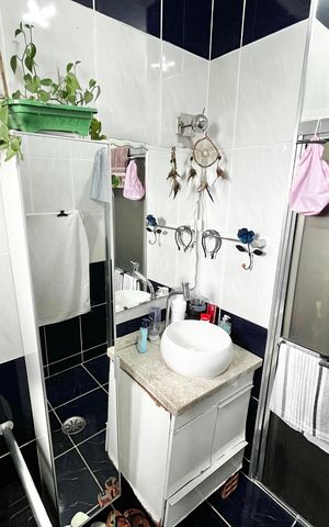 Casa à venda com 225m², 3 quartos e 4 vagas Casa à venda com 225m², 3 quartos e 4 vagasBanheiro da Suíte