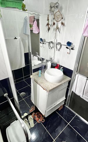 Casa à venda com 225m², 3 quartos e 4 vagas Casa à venda com 225m², 3 quartos e 4 vagasBanheiro da Suíte