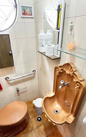 Casa à venda com 225m², 3 quartos e 4 vagas Casa à venda com 225m², 3 quartos e 4 vagasLavabo