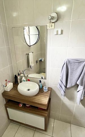 Casa à venda com 225m², 3 quartos e 4 vagas Casa à venda com 225m², 3 quartos e 4 vagasBanheiro