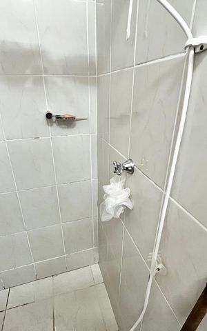 Casa à venda com 225m², 3 quartos e 4 vagas Casa à venda com 225m², 3 quartos e 4 vagasBanheiro