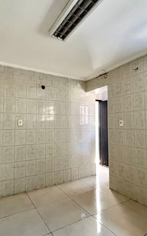Casa à venda com 136m², 3 quartos e 2 vagas Casa à venda com 136m², 3 quartos e 2 vagasCozinha