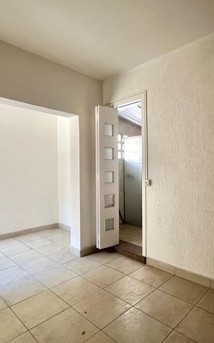 Casa à venda com 136m², 3 quartos e 2 vagas Casa à venda com 136m², 3 quartos e 2 vagasSuite