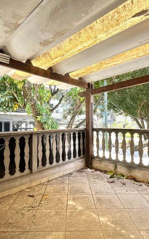 Casa à venda com 136m², 3 quartos e 2 vagas Casa à venda com 136m², 3 quartos e 2 vagasVaranda do Quarto 2