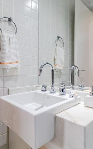 Apartamento para alugar com 55m², 2 quartos e 1 vagaBanheiro Social