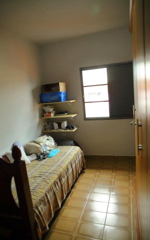 Casa à venda com 236m², 3 quartos e 2 vagasQuarto 2 
