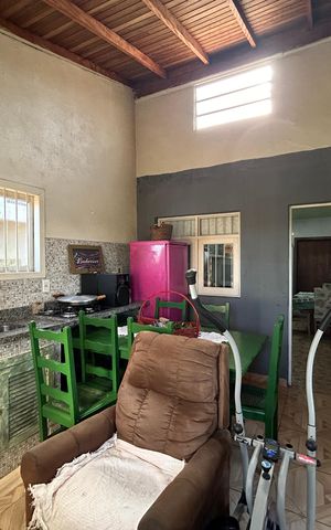 Casa à venda com 113m², 3 quartos e 2 vagas Casa à venda com 113m², 3 quartos e 2 vagasSala
