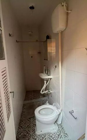 Casa à venda com 195m², 6 quartos e 1 vaga