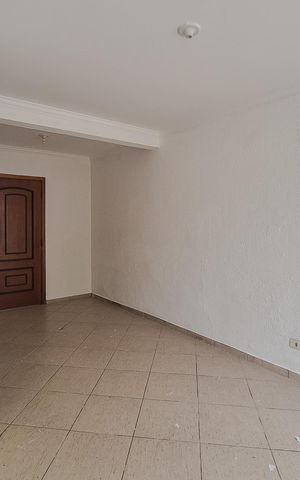 Casa à venda com 212m², 3 quartos e 4 vagas Casa à venda com 212m², 3 quartos e 4 vagasÁrea de Serviço