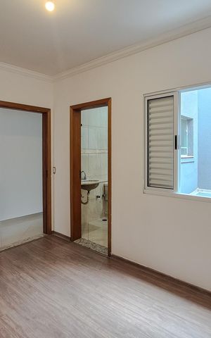 Casa à venda com 212m², 3 quartos e 4 vagas Casa à venda com 212m², 3 quartos e 4 vagasSuíte 2