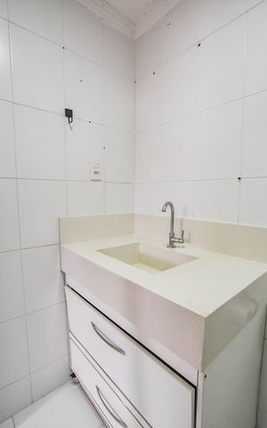 Apartamento à venda com 63m², 3 quartos e 1 vaga Apartamento à venda com 63m², 3 quartos e 1 vagaBanheiro