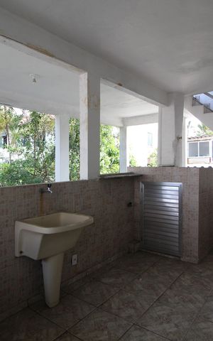 Casa à venda com 400m², 5 quartos e 2 vagasÁrea de Serviço