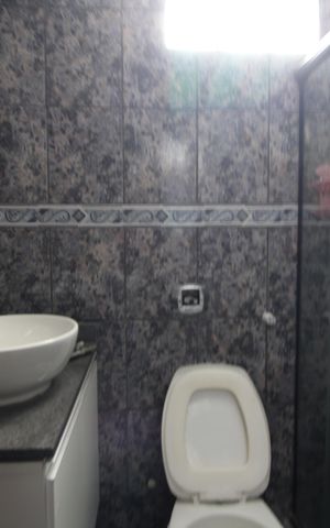 Casa à venda com 400m², 5 quartos e 2 vagasBanheiro Social 1