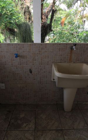 Casa à venda com 400m², 5 quartos e 2 vagasÁrea de Serviço