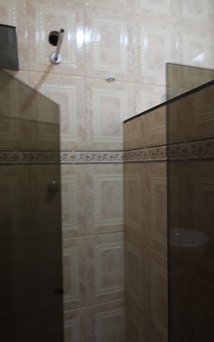 Casa à venda com 400m², 5 quartos e 2 vagasBanheiro de Serviço