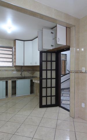 Casa à venda com 400m², 5 quartos e 2 vagasCozinha