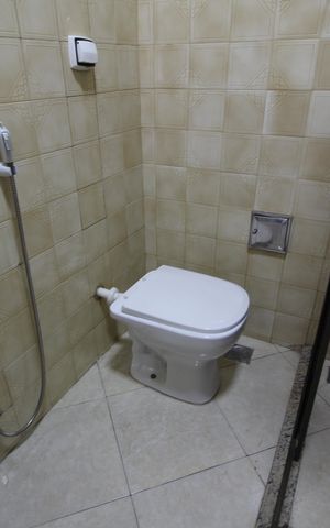 Casa à venda com 400m², 5 quartos e 2 vagasBanheiro Social 2