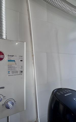 Apartamento à venda com 43m², 2 quartos e 1 vaga Apartamento à venda com 43m², 2 quartos e 1 vagaCozinha e Área de Serviço