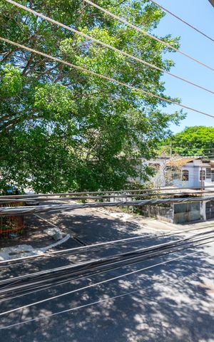 Casa à venda com 217m², 2 quartos e 2 vagas Casa à venda com 217m², 2 quartos e 2 vagasVista da Varanda da Suíte 1