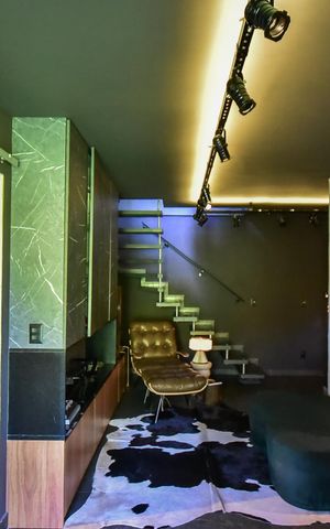 Apartamento para alugar com 120m², 1 quarto e 2 vagasSala