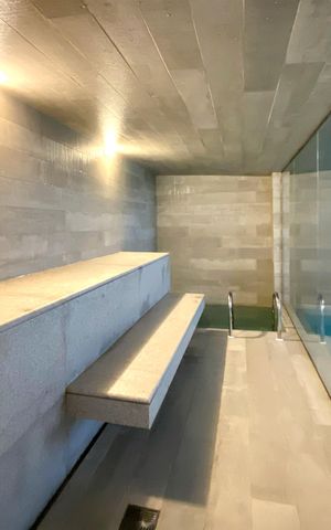 Apartamento à venda com 232m², 4 quartos e 4 vagas Apartamento à venda com 232m², 4 quartos e 4 vagasÁrea comum - Sauna
