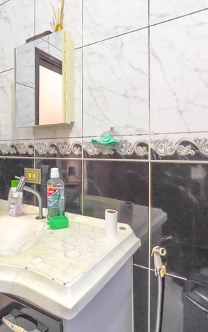 Casa à venda com 300m², 3 quartos e 2 vagas Casa à venda com 300m², 3 quartos e 2 vagasBanheiro