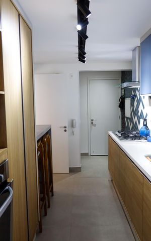 Apartamento à venda com 113m², 3 quartos e 2 vagas Apartamento à venda com 113m², 3 quartos e 2 vagasCozinha