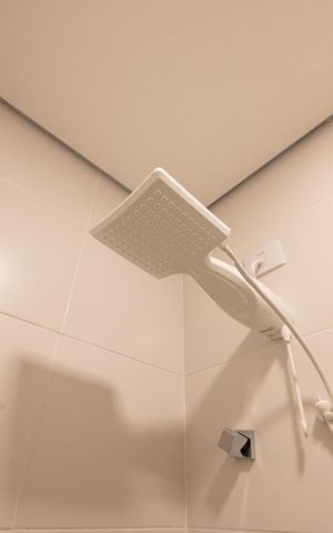 Studio para alugar com 29m², 1 quarto e sem vaga Studio para alugar com 29m², 1 quarto e sem vagaBanheiro Social