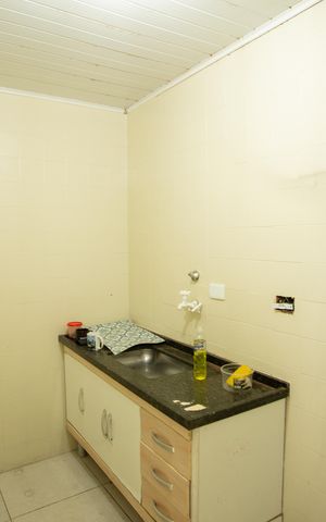Casa à venda com 110m², 3 quartos e sem vaga Casa à venda com 110m², 3 quartos e sem vagaCOZINHA