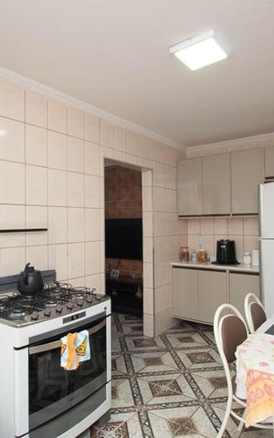 Casa à venda com 210m², 5 quartos e 2 vagas Casa à venda com 210m², 5 quartos e 2 vagasCozinha casa 2