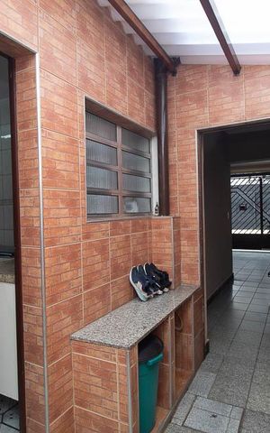 Casa à venda com 210m², 5 quartos e 2 vagas