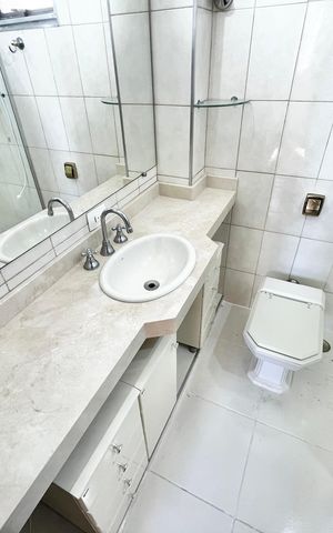 Apartamento à venda com 68m², 2 quartos e 2 vagas Apartamento à venda com 68m², 2 quartos e 2 vagasBanheiro
